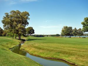 Hazeltine 16th Creek 2018